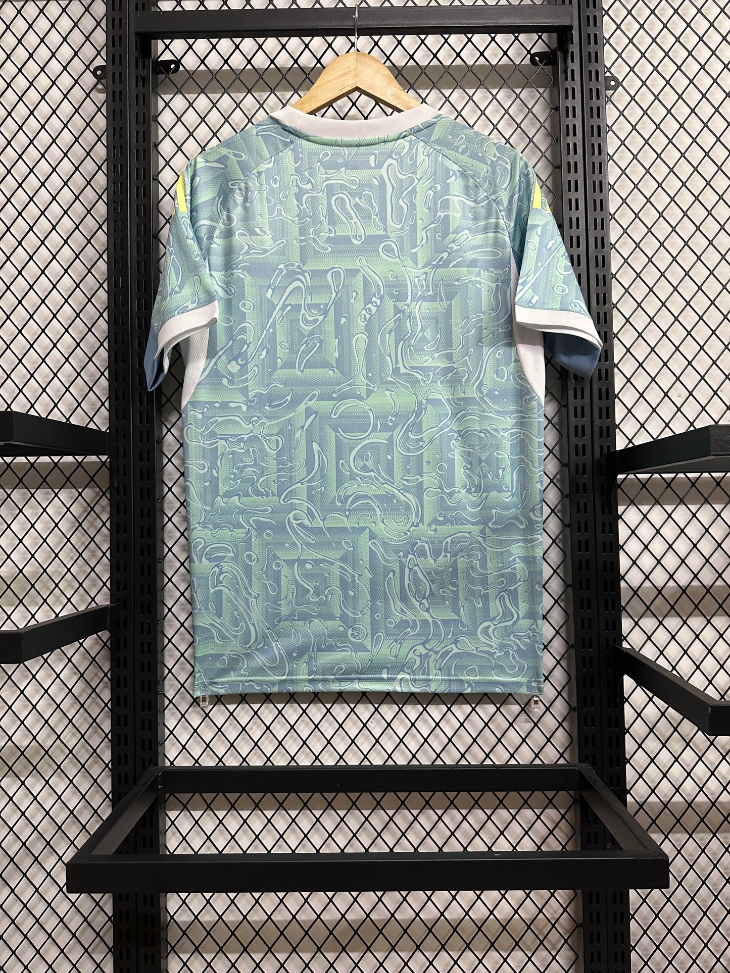 Juventus Pre-Match Jersey 2023/24 – Fan Version