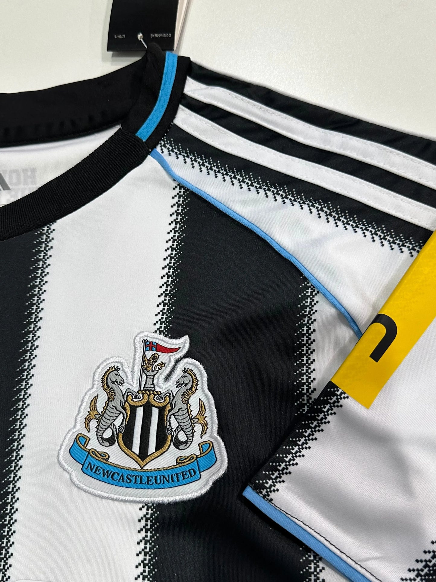 Newcastle United Home Jersey 2024/25 – Fan Version