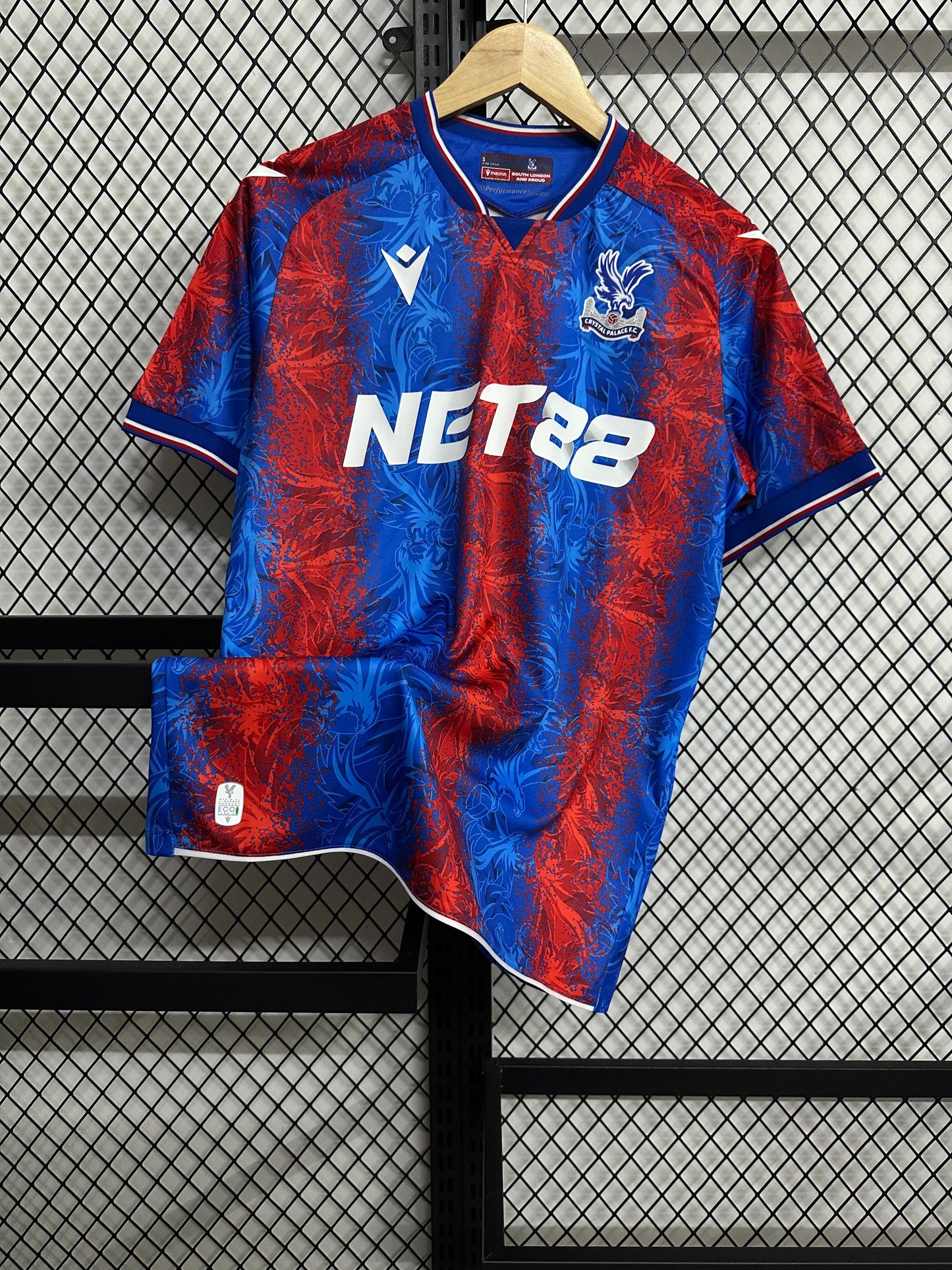 Crystal Palace Home Jersey 2024/25 – Fan Version