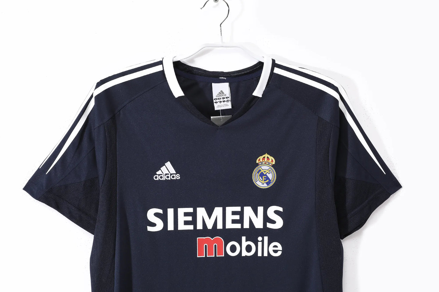 Real Madrid Retro Away Jersey 2004/05 – Fan Version