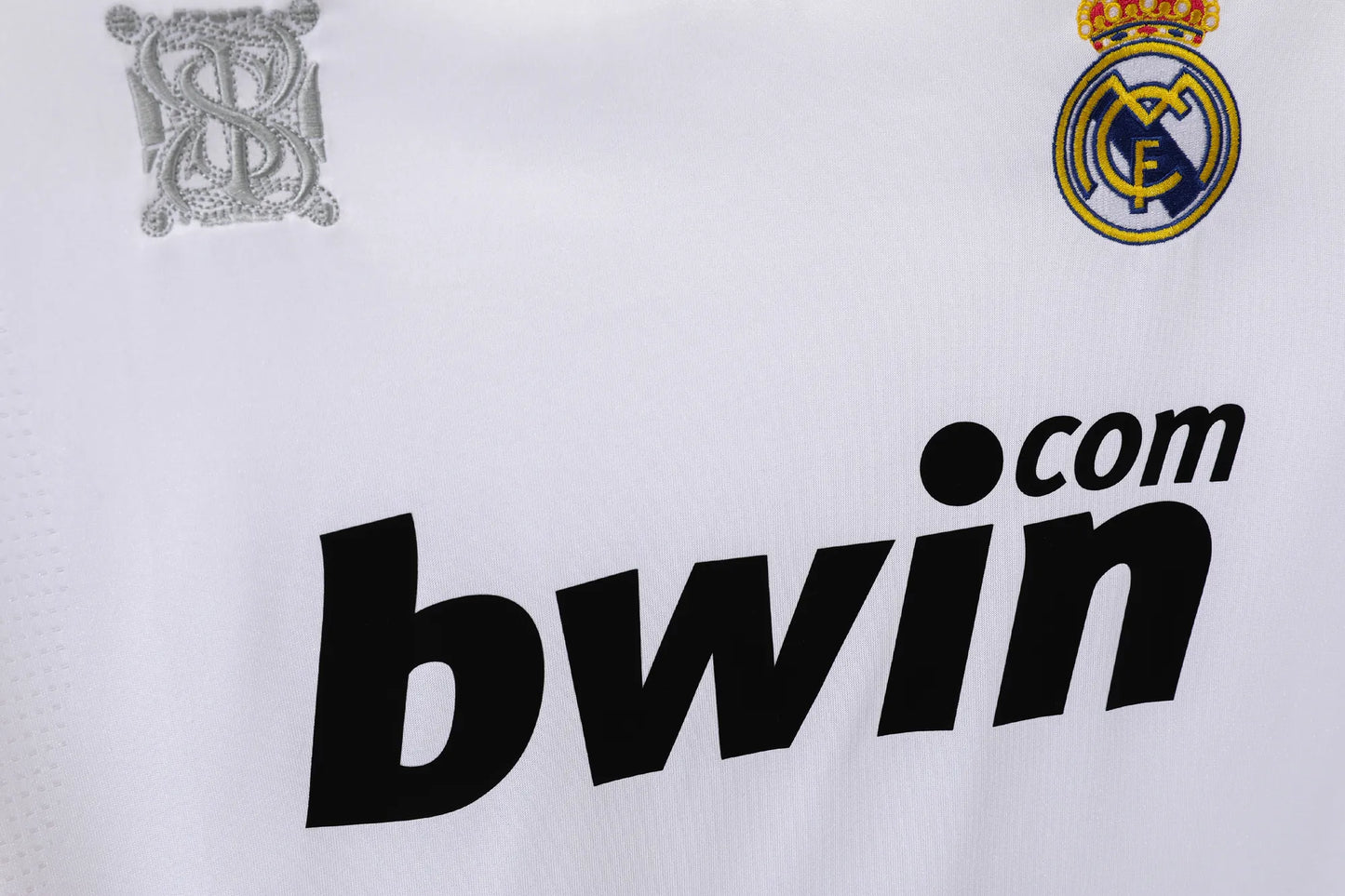 Real Madrid Retro Home Jersey 2009/10 – Fan Version