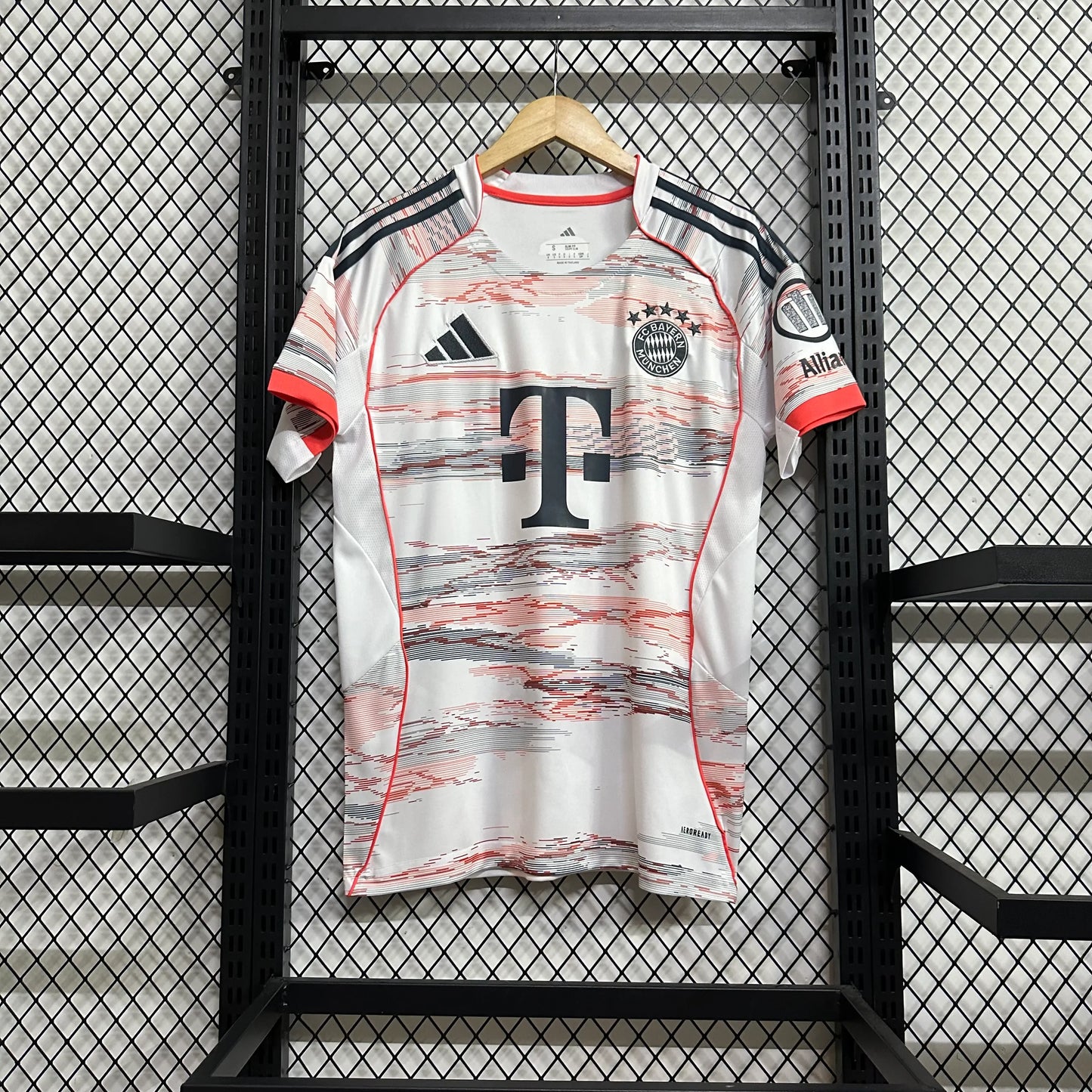 Bayern Munich Away Jersey 2025/26 – Fan Version