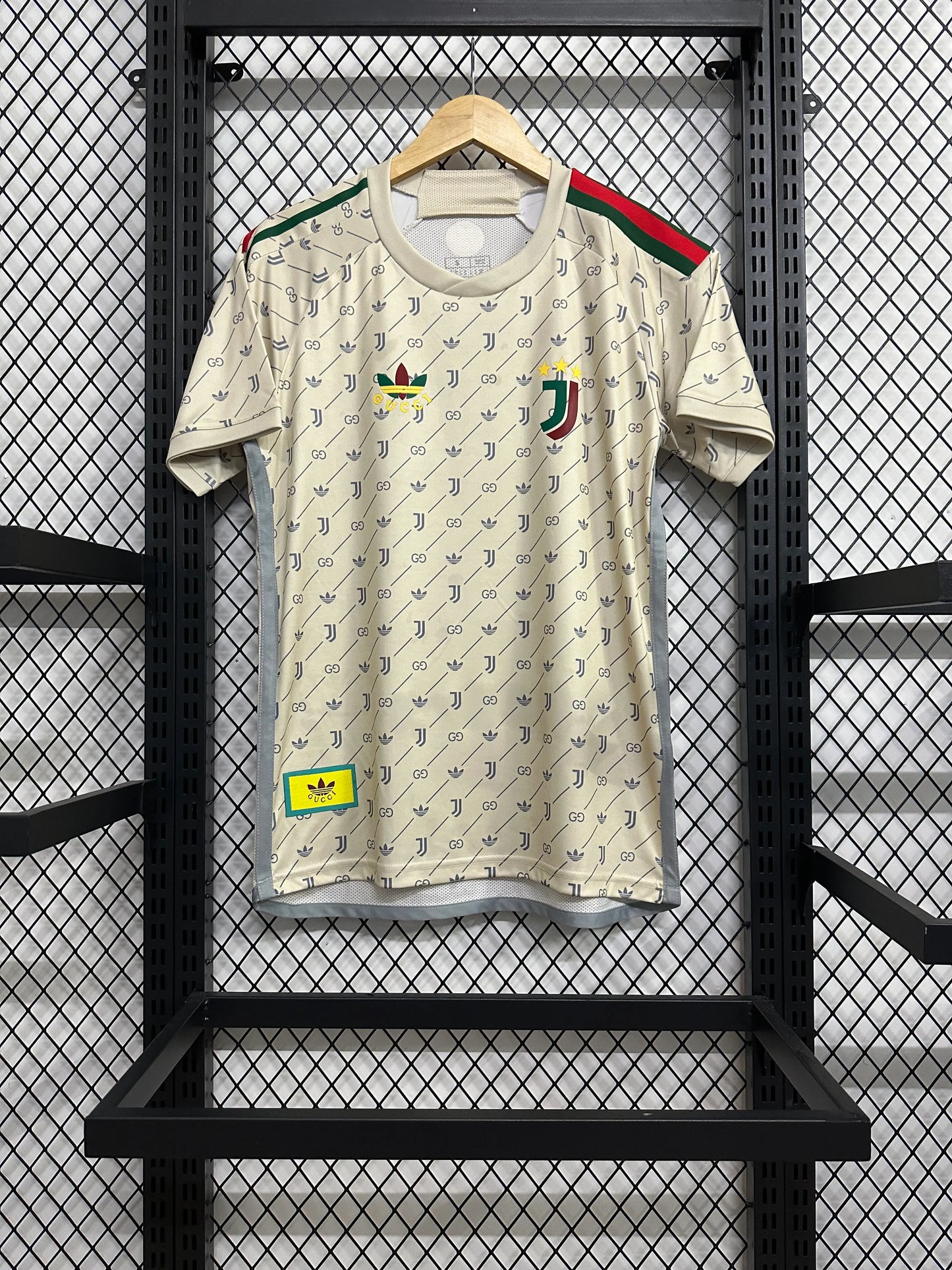 Juventus Gucci Concept Jersey 2023/24 – Fan Version