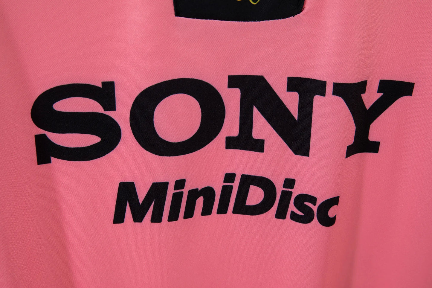 Juventus Retro Away Jersey 1997/98 – Fan Version