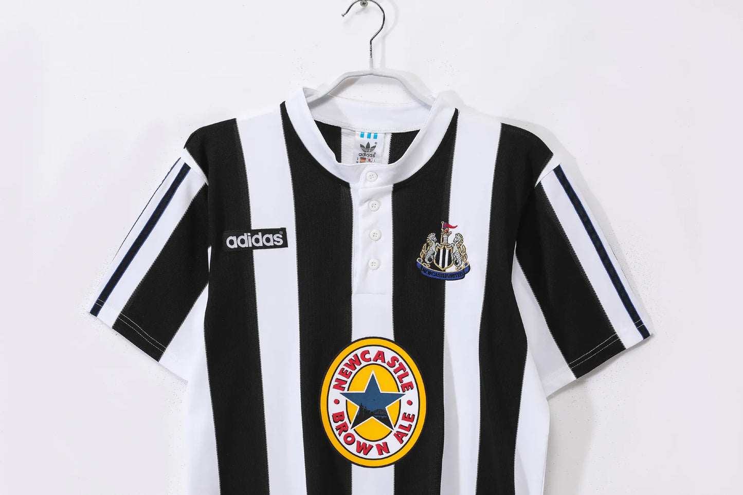 Newcastle United Retro Home Jersey 1995 – Fan Version