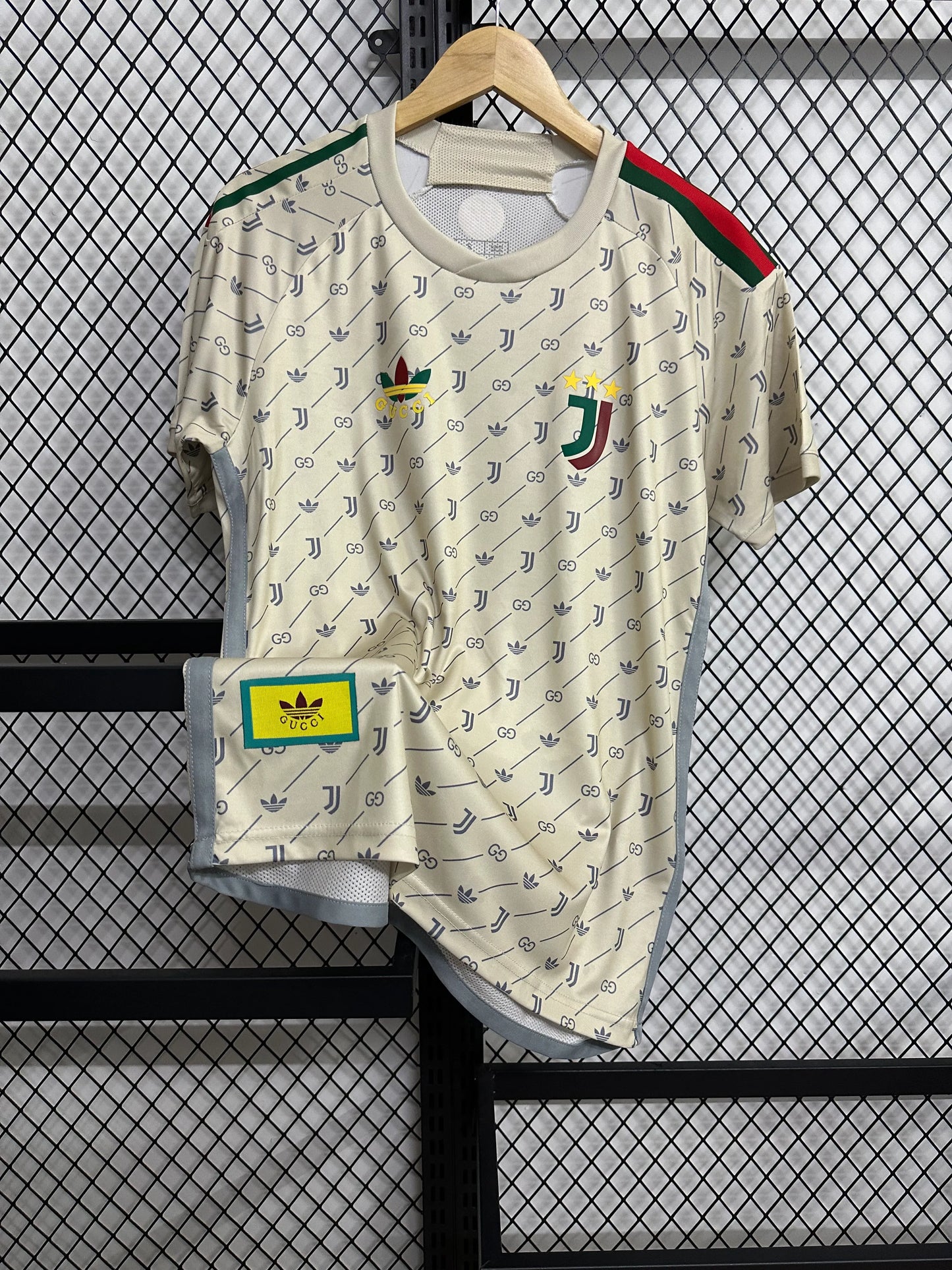Juventus Gucci Concept Jersey 2023/24 – Fan Version