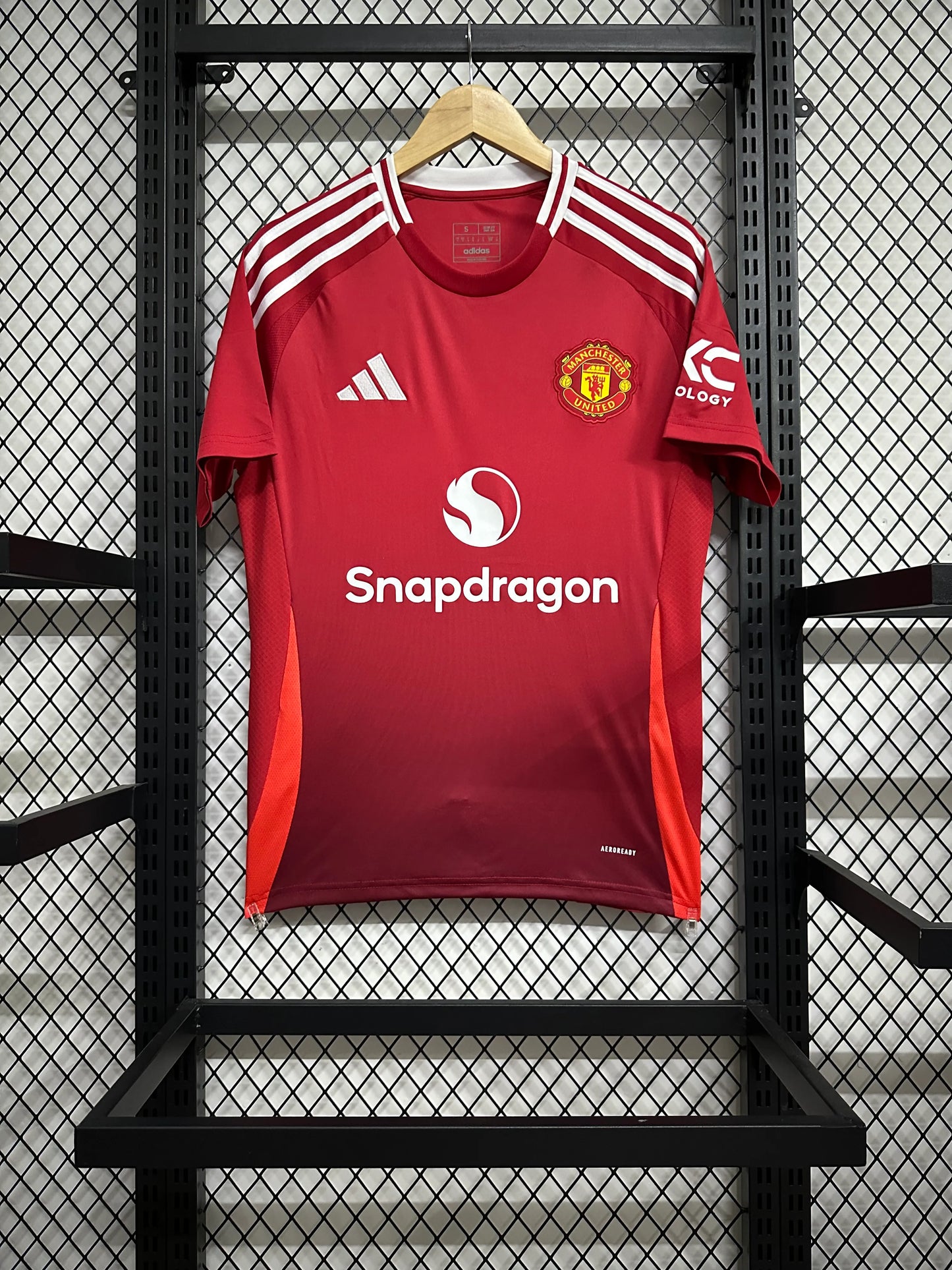Manchester United Home Jersey 2024/25 – Fan Version
