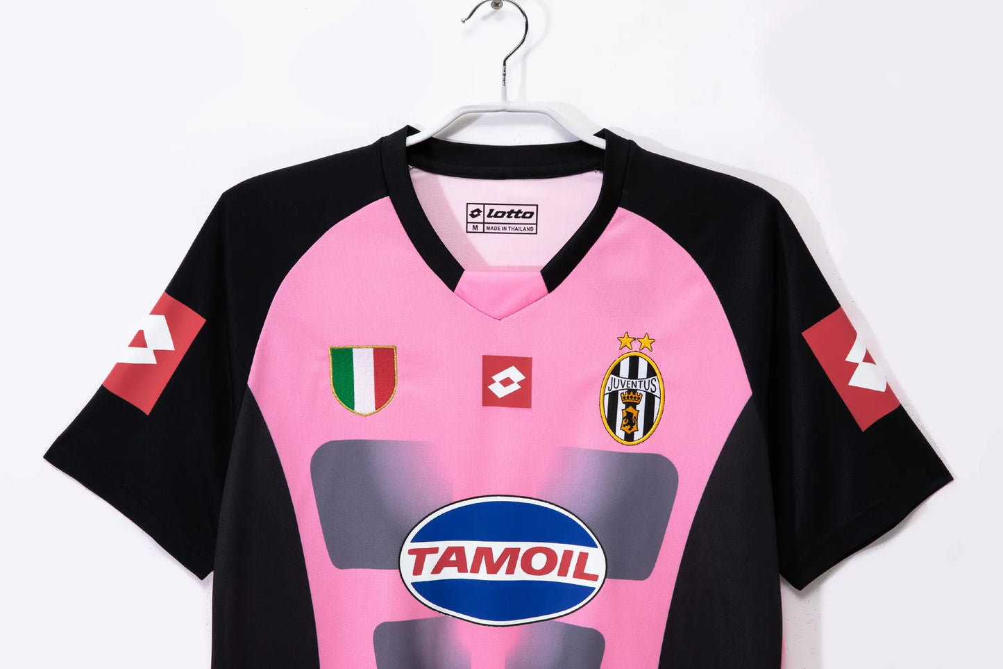 Juventus Retro Goalkeeper Jersey 2002/03 – Fan Version