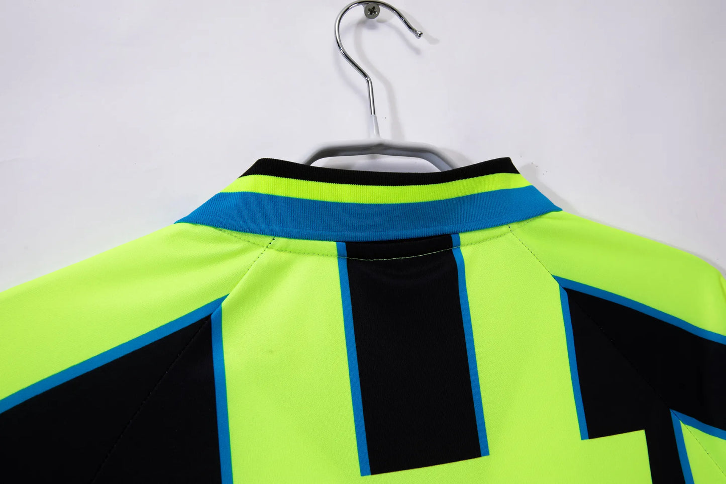 Manchester City Retro Away Jersey 1998/99 – Fan Version