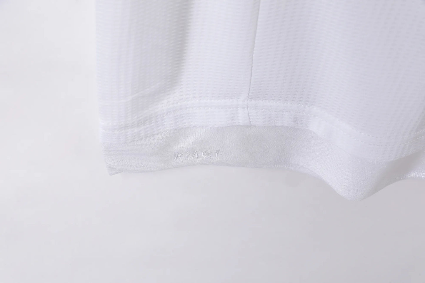 Real Madrid Retro Home Jersey 2015/16 – Fan Version