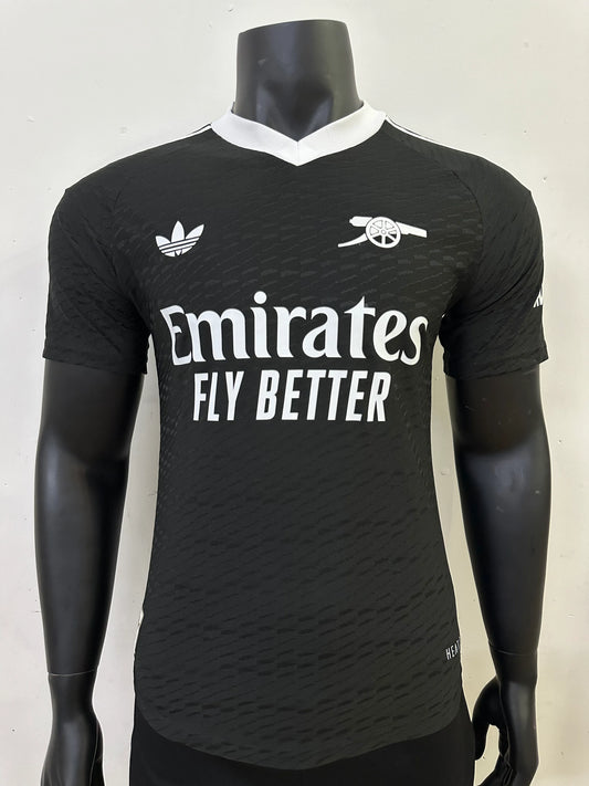 Arsenal Goalkeeper Home Jersey 2024/25 – Player Version