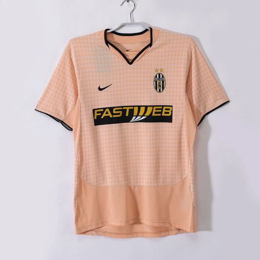 Juventus Retro Third Jersey 2003/04 – Fan Version