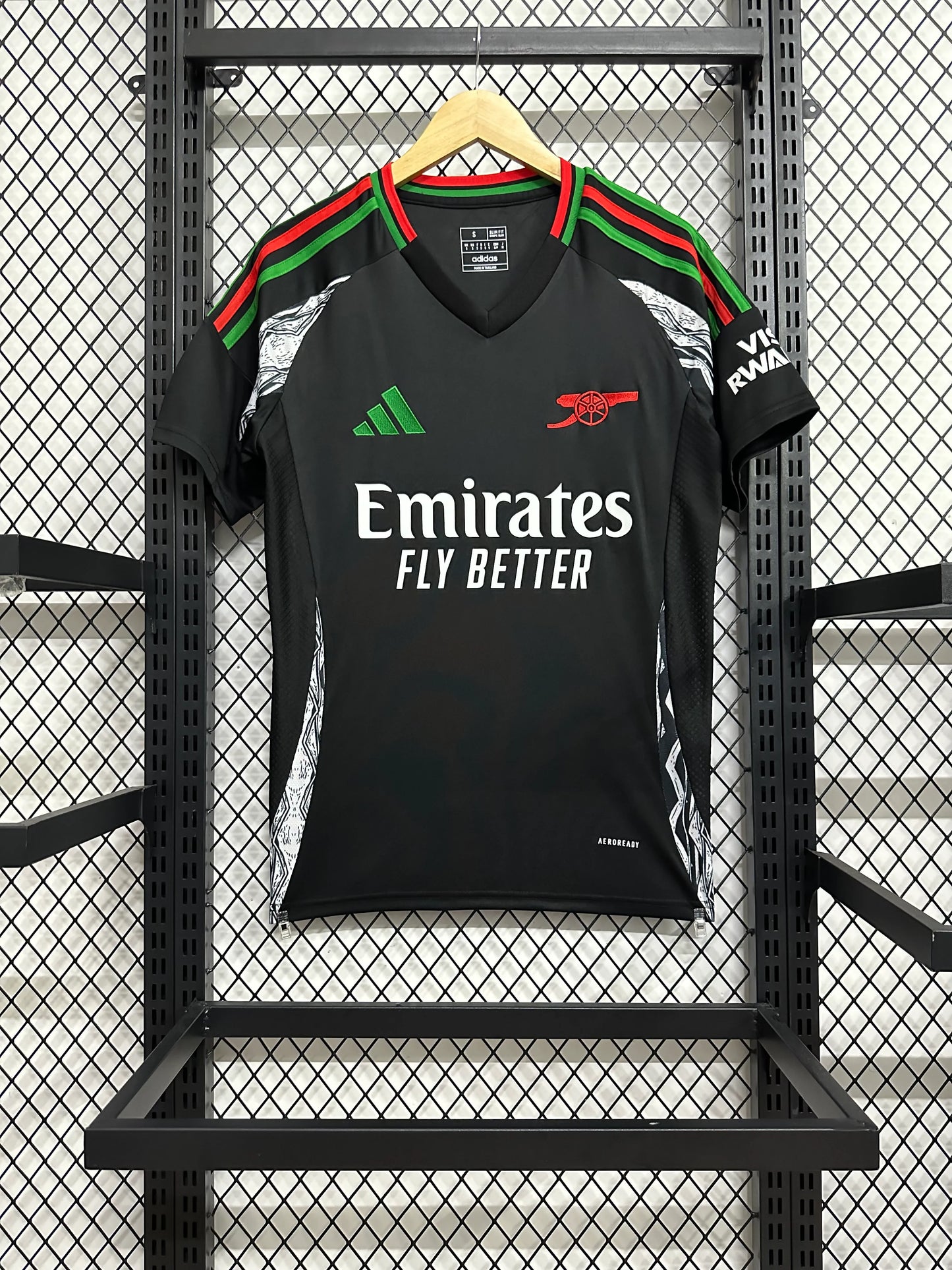Arsenal Away Jersey 2024/25 – Fan Version